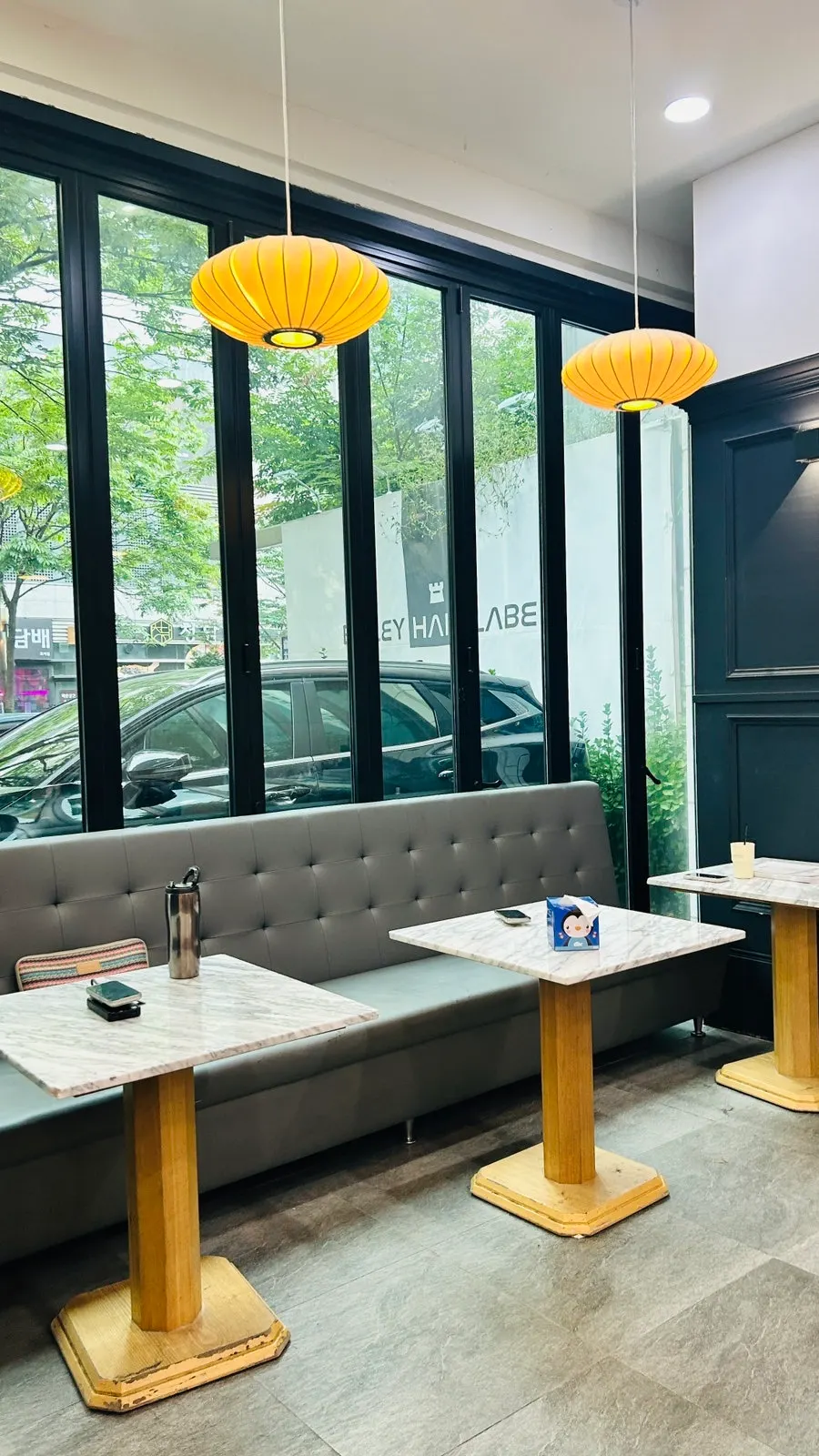 Vertical shot of the salon interior design