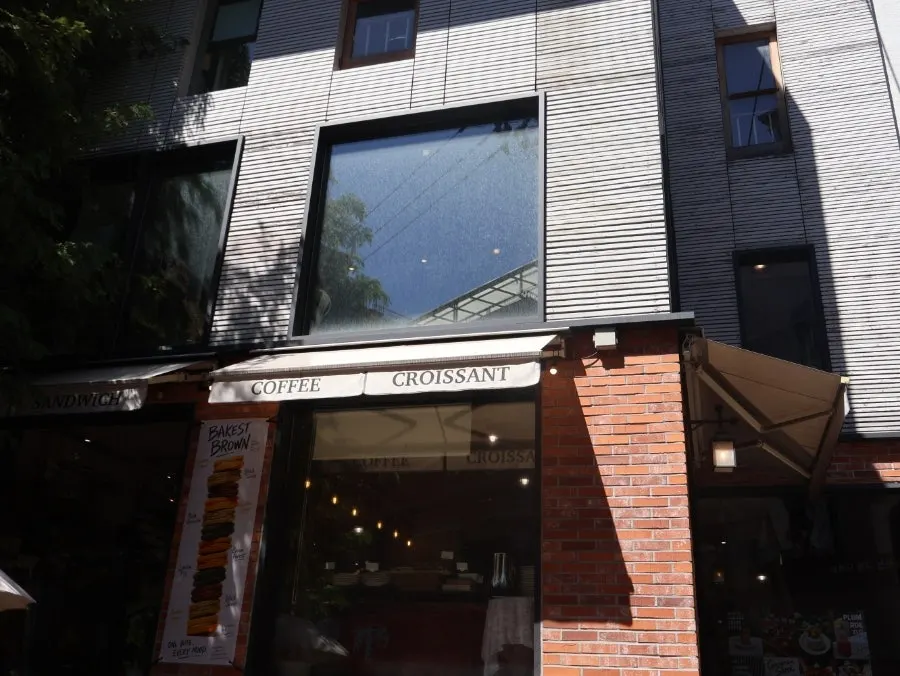 Bakery café building spanning basement level 1 to 3rd floor