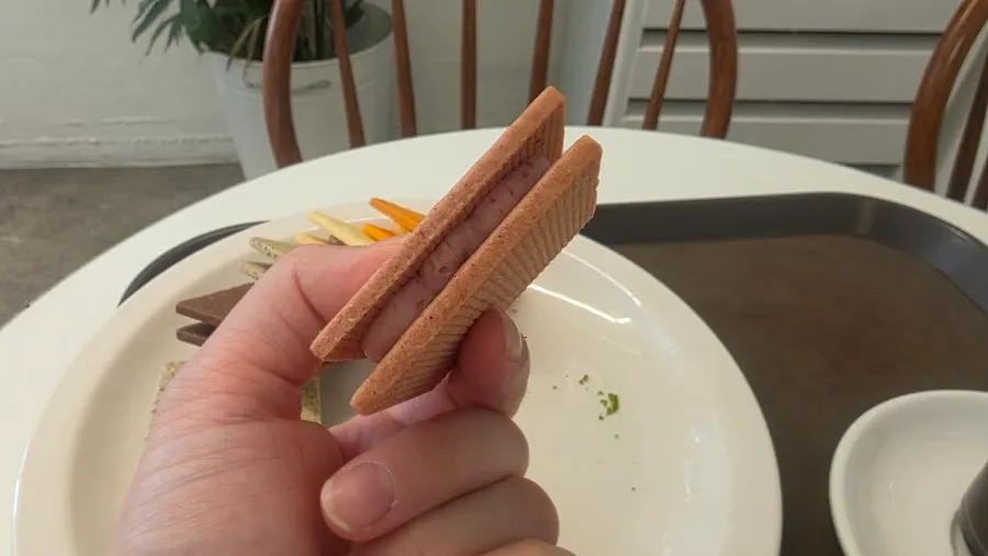 Cross-section of strawberry Gangnam Sand