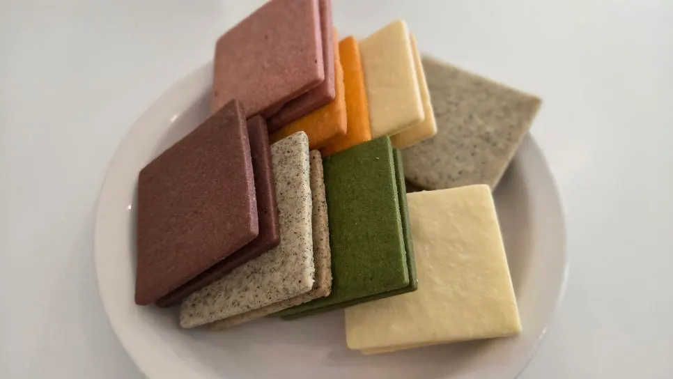 Box of the Gangnam Sand 8-piece set