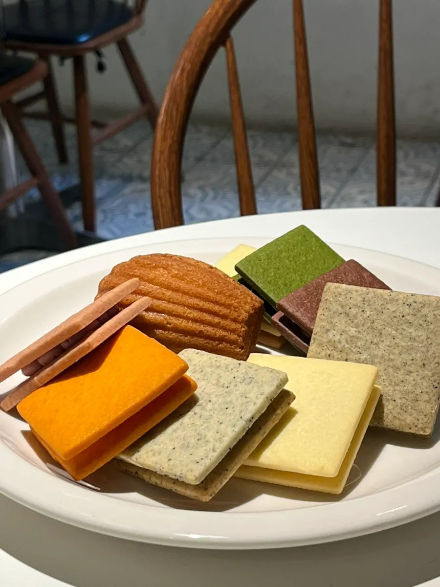 Colorful Gangnam Sand dessert