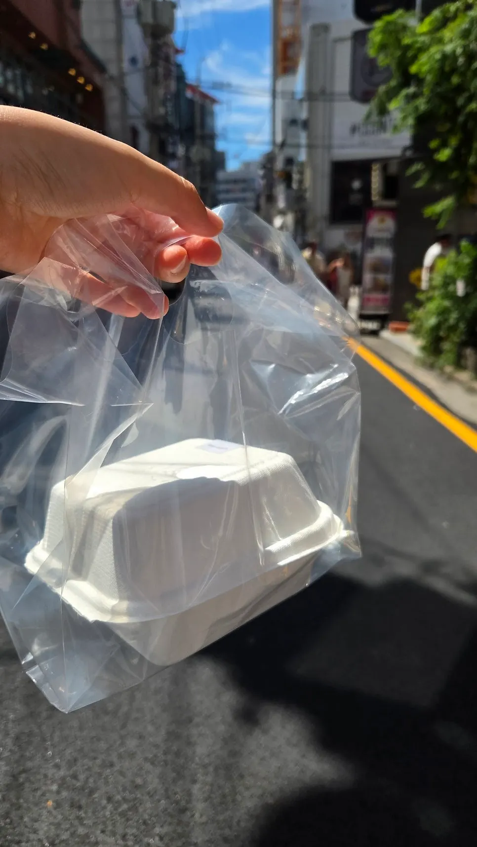 Sand cookies packed in a lunchbox-style box