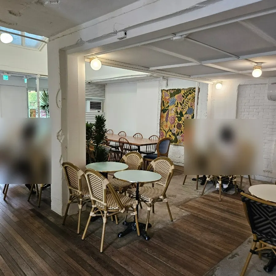 베이커스트 브라운 위층 좌석