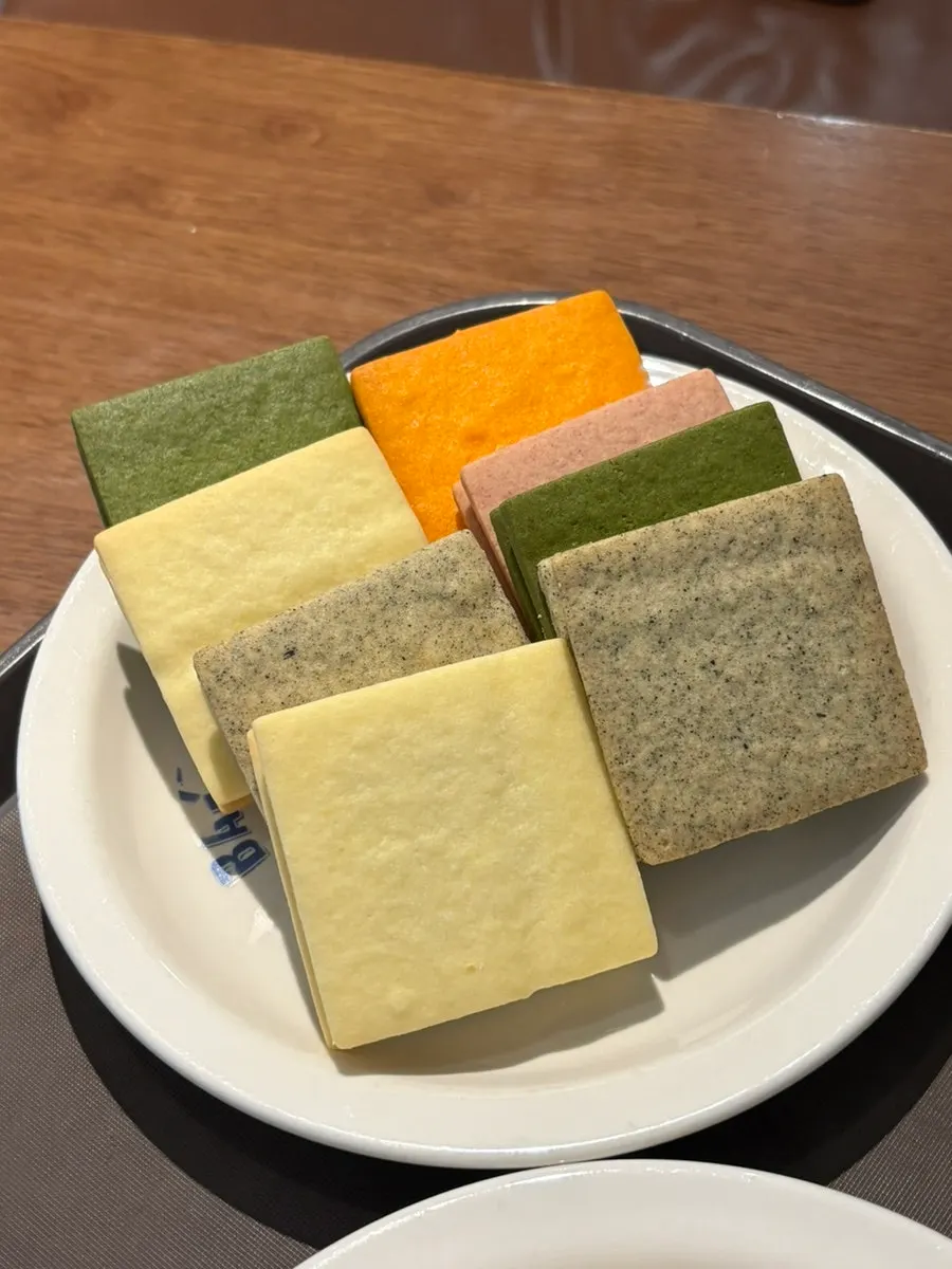 Eight colorful varieties of Gangnam Sand