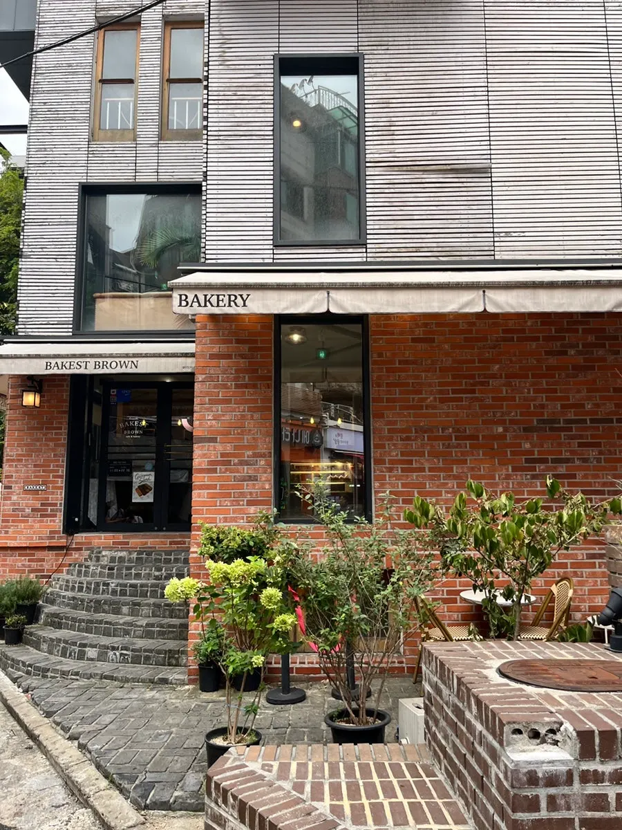 Exterior of the 3-story Bakerist Brown building