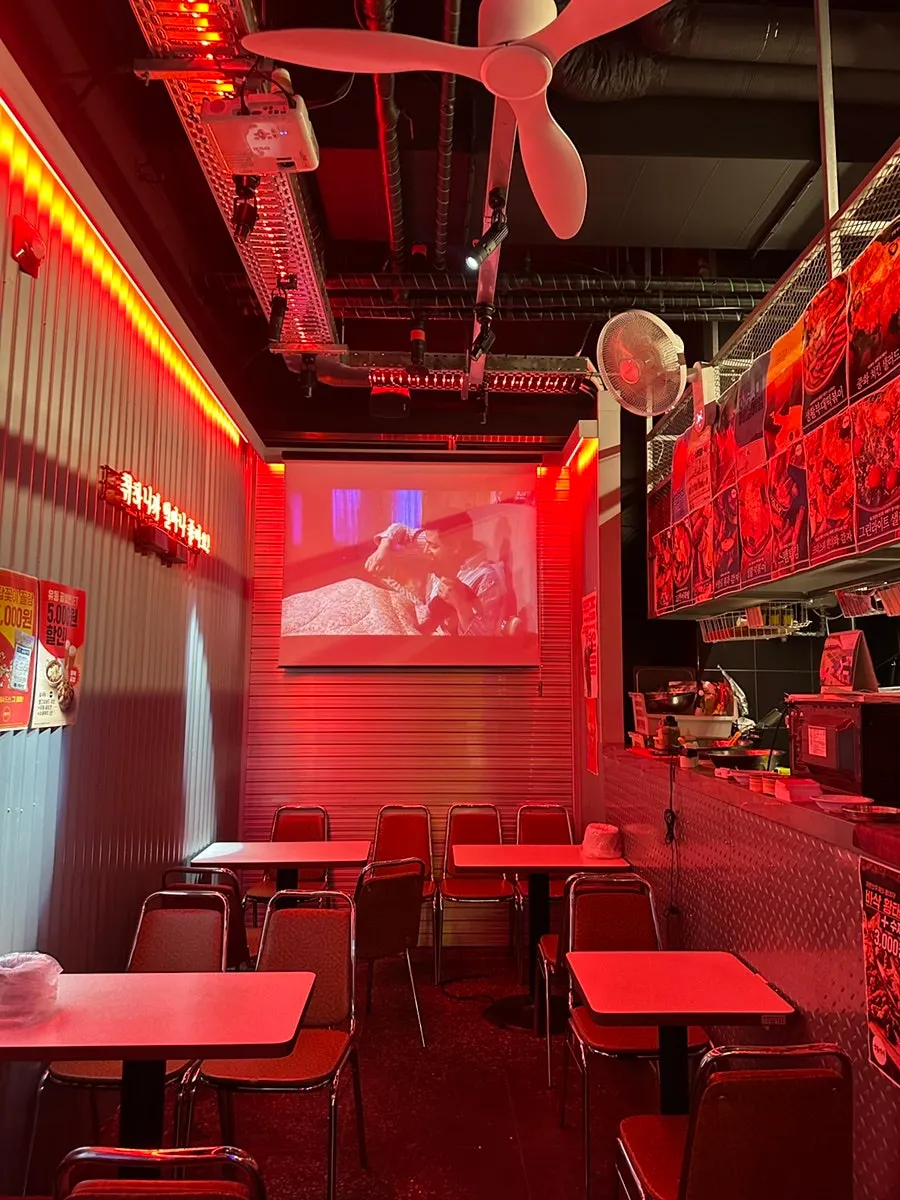 Seating inside Daily Beer Balsan Station Branch