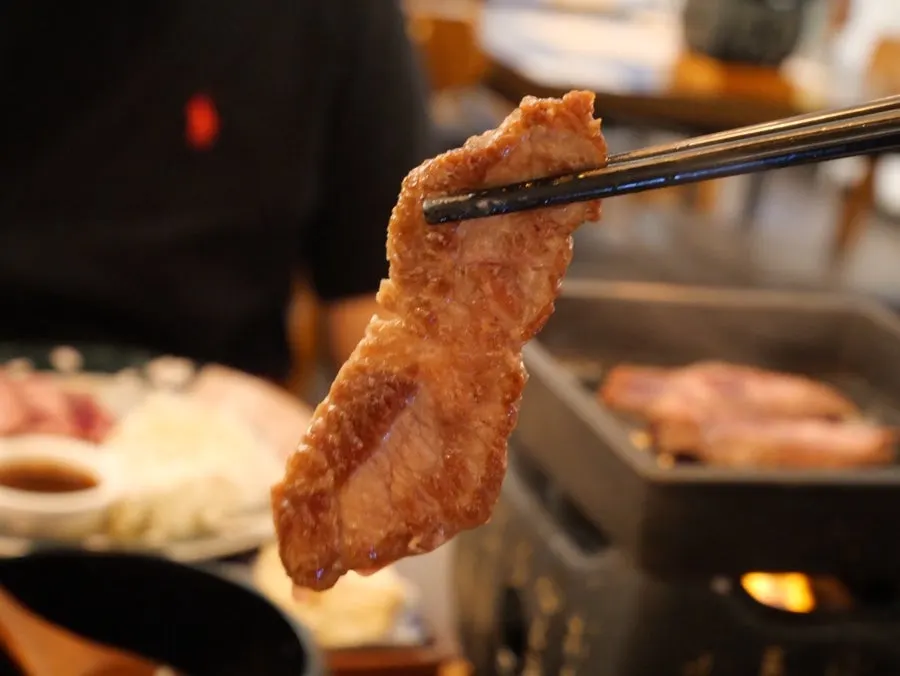 원하는 굽기로 구워진 고기