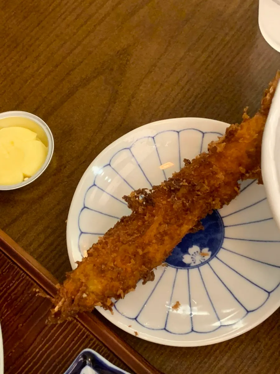 냉소바 면을 집어 올린 모습