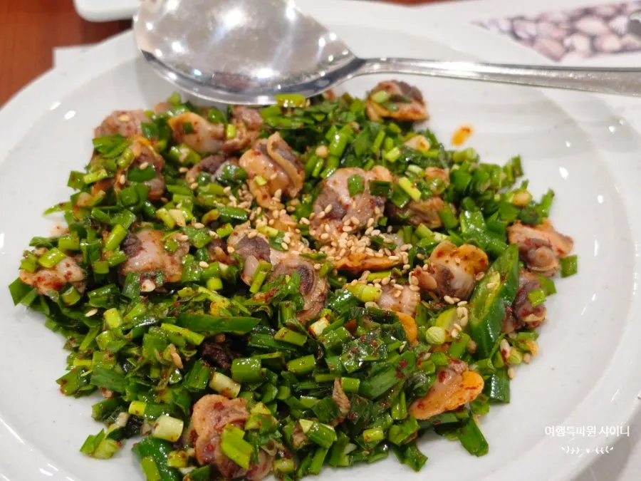 Plates of lightly seasoned side dishes