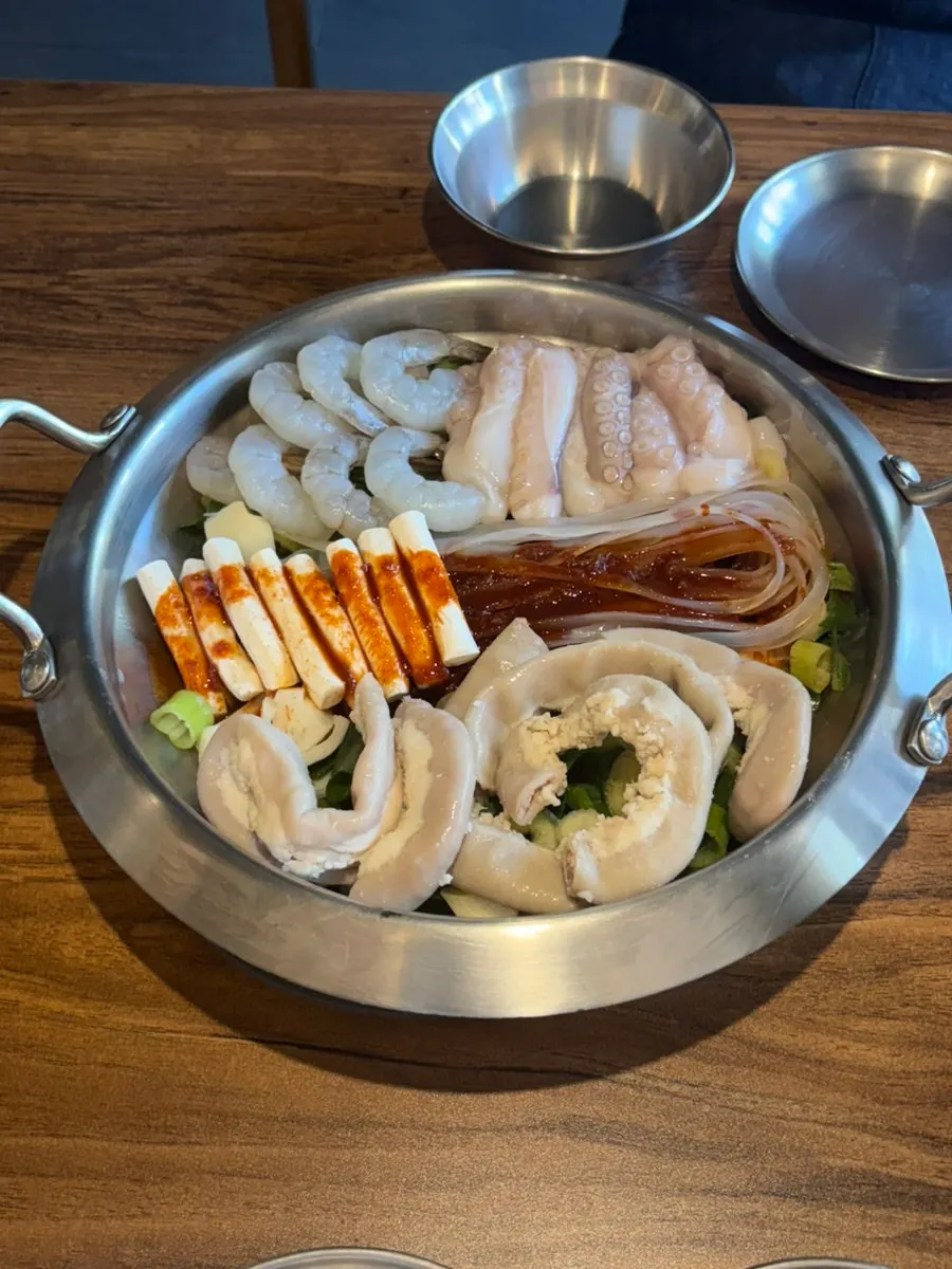 Medium beef tripe nakgopsae plate before cooking