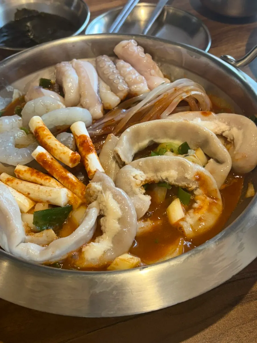 Close-up of the large, generous beef tripe pieces