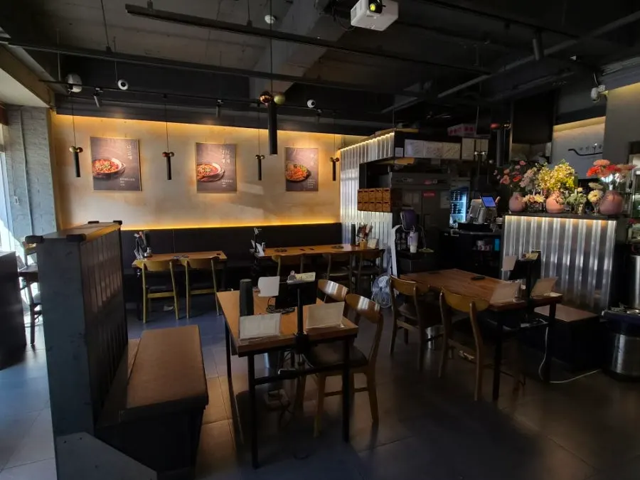 Seating and wall posters at Gungmin Nakgopsae Gangseo Branch