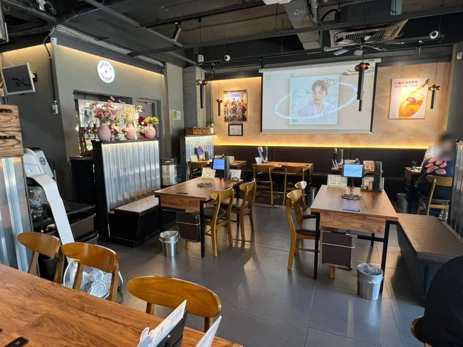 Exterior of Gungmin Nakgopsae Gangseo Branch near Balsan Station