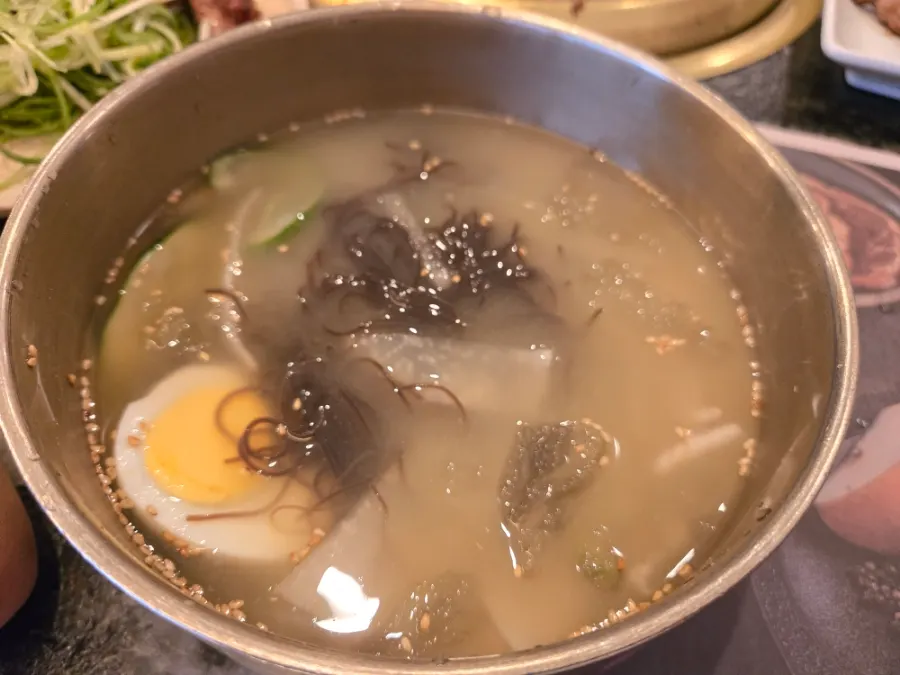 Naengmyeon topped with ice