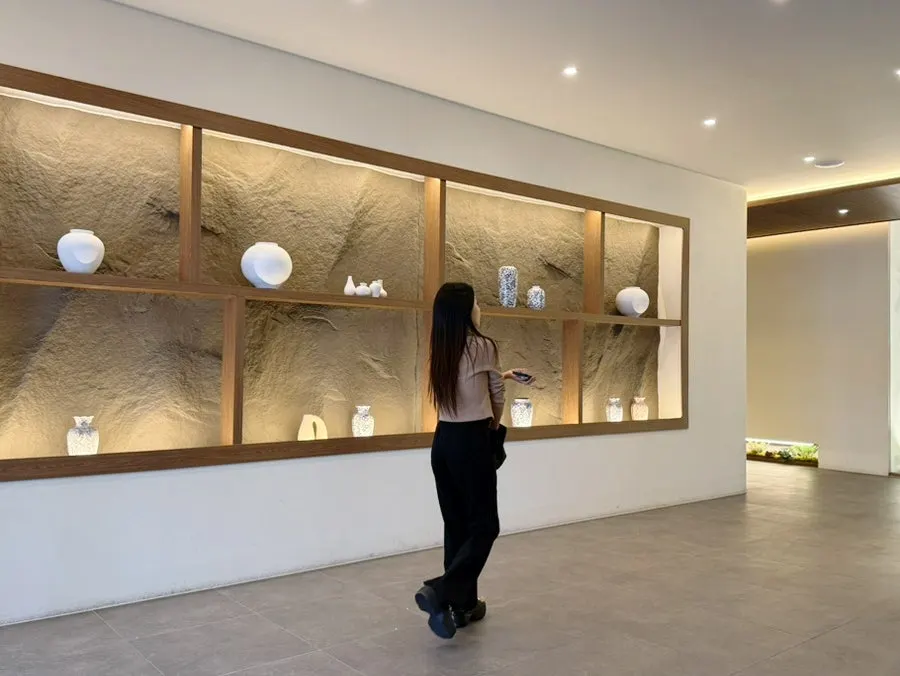 Interior of Ihwajeong Galbi Myeongga