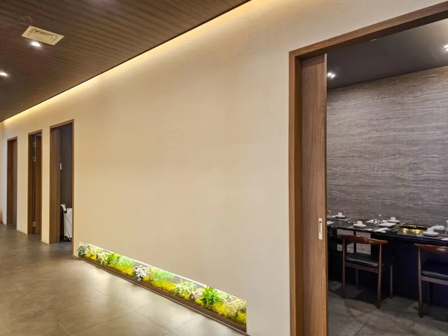 Private room for group dining