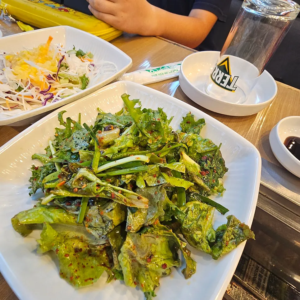 Basic table setting at the eel restaurant