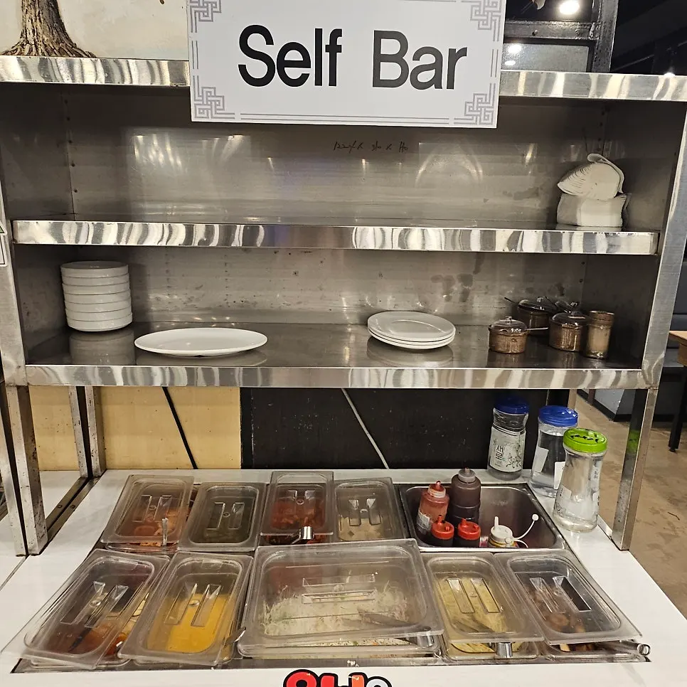 Self-serve bar for additional side dishes