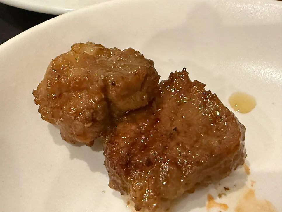 식사를 마친 테이블 풍경