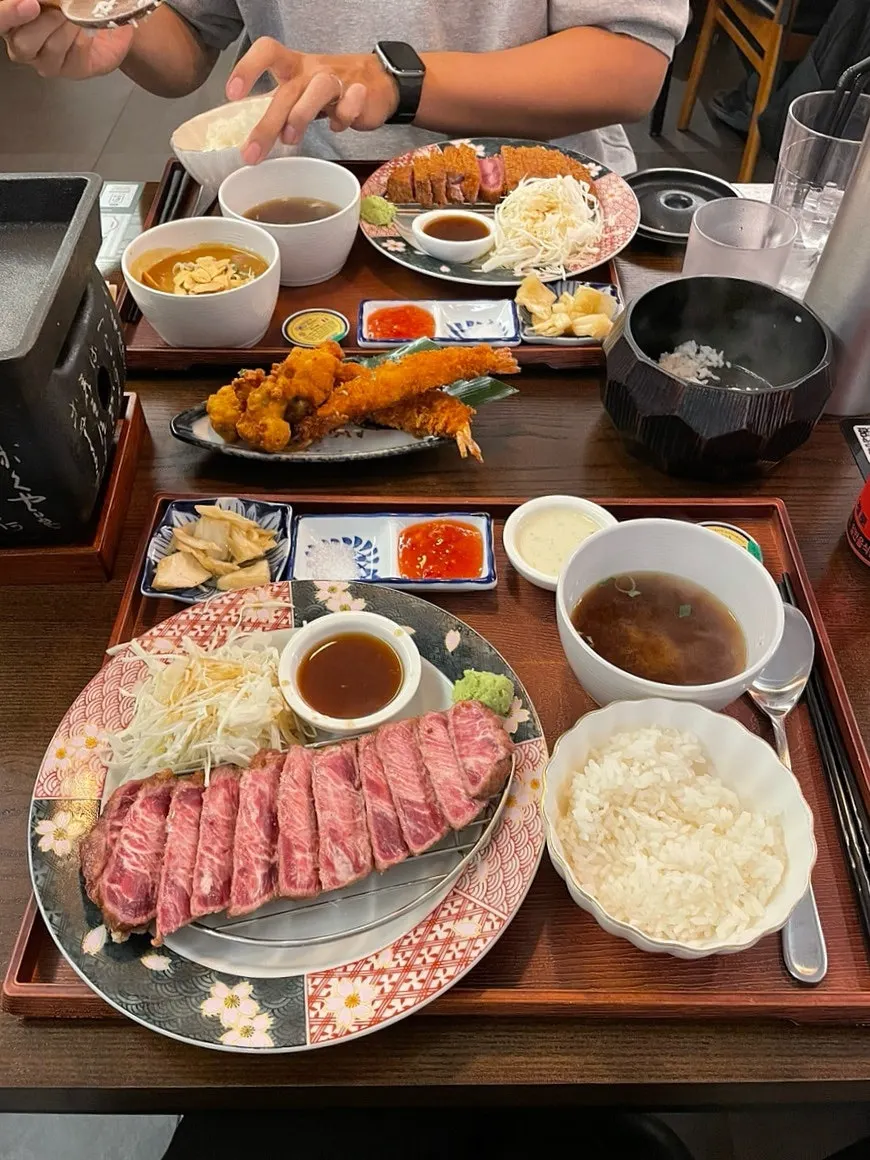 Full spread of the Ichigyu set meal
