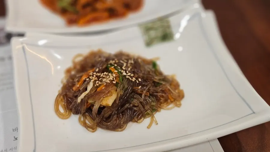 Menu for ordering the Mikodam set for two