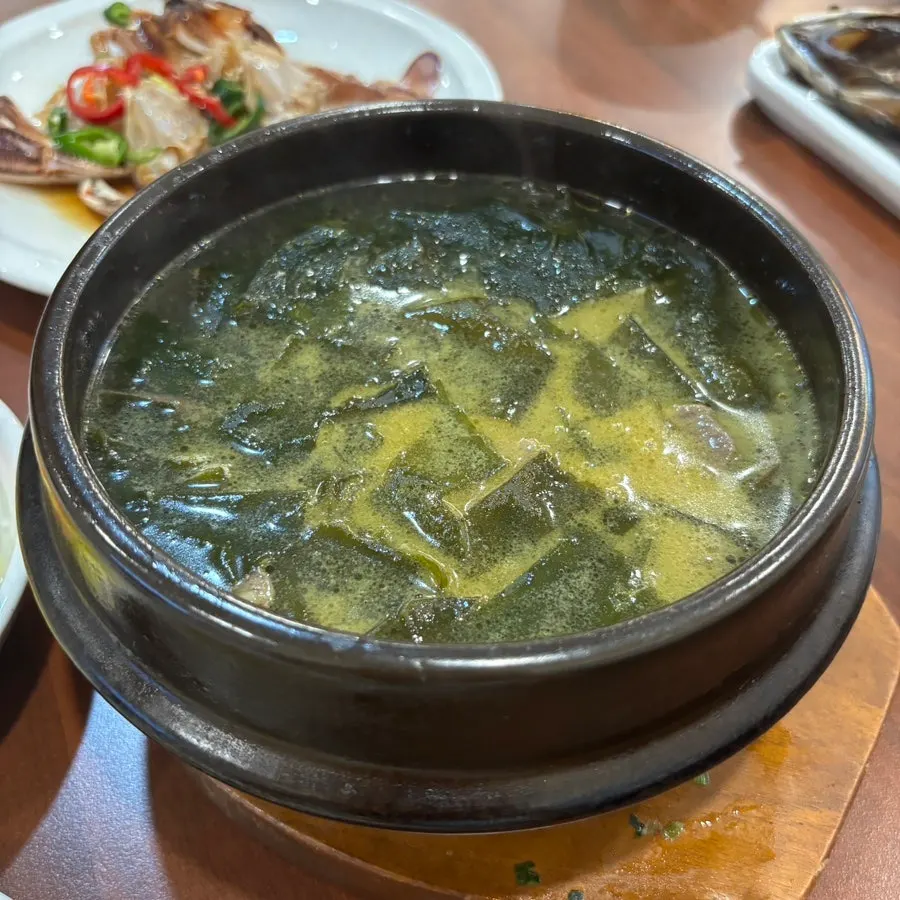 Beef seaweed soup made with Wando seaweed
