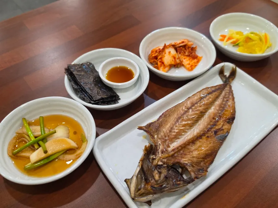 미꼬담 2인세트 밑반찬 구성