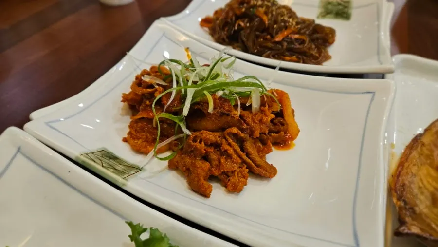 Close-up of side dishes in the Mikodam set for two