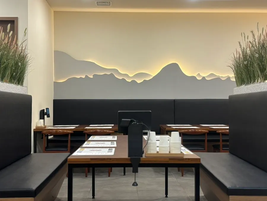 Clean interior hall of Mikodam Magok-Balsan Branch
