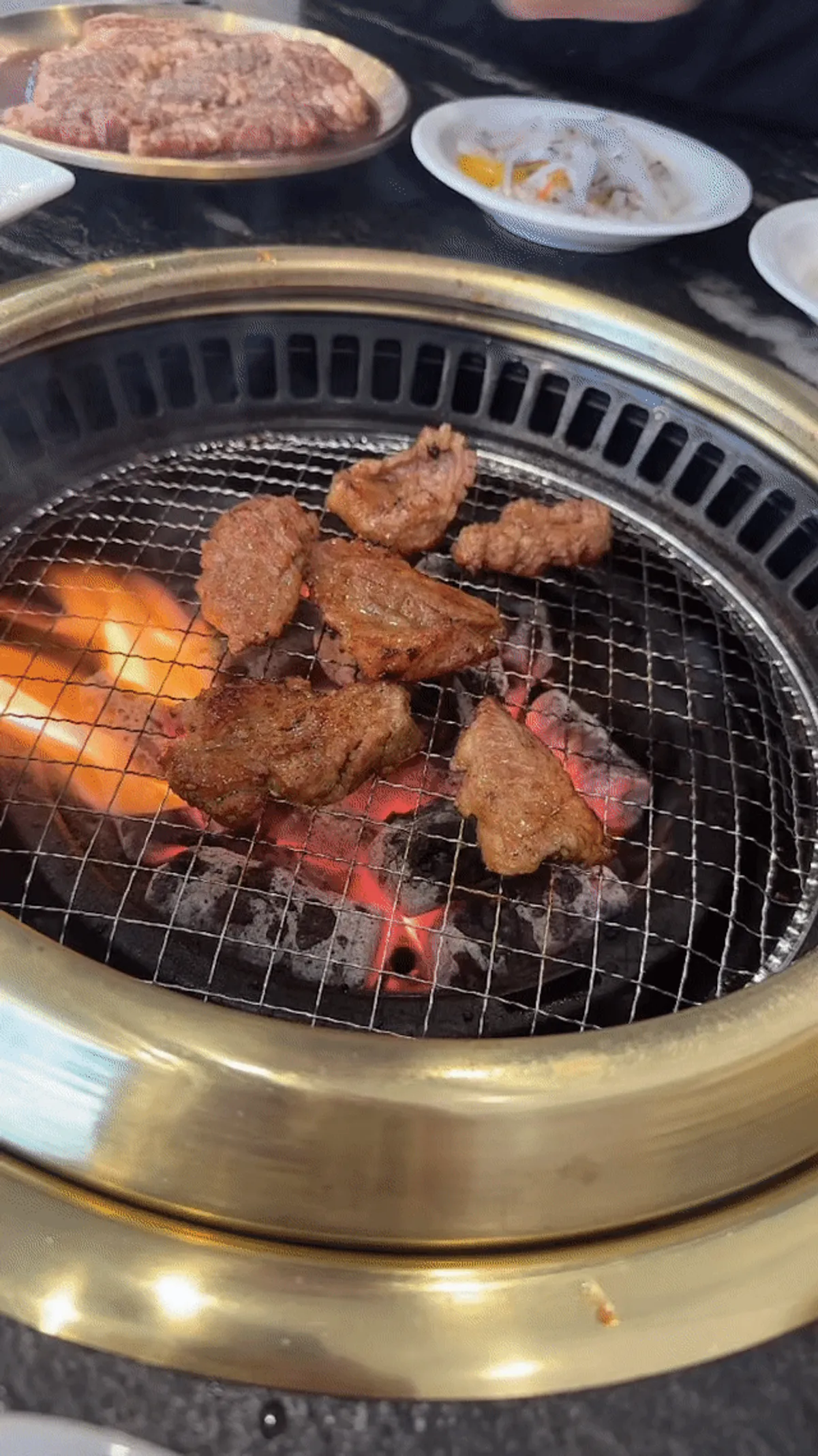 Featured image introducing a pork rib restaurant near Balsan Station