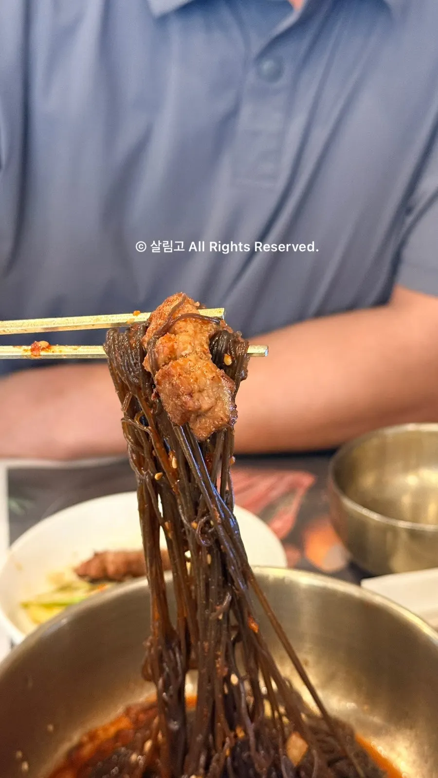 Marinated pork and bibim-naengmyeon together