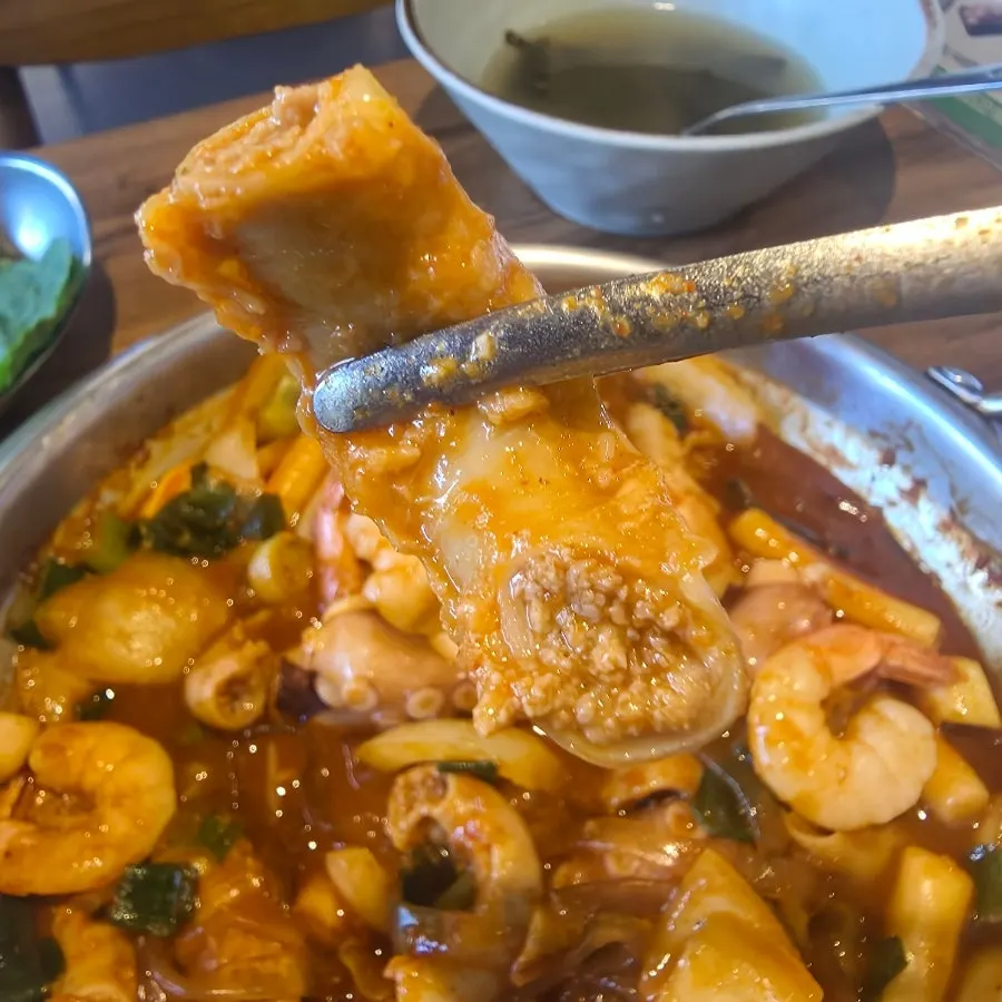 Nakgopsae with the broth fully infused
