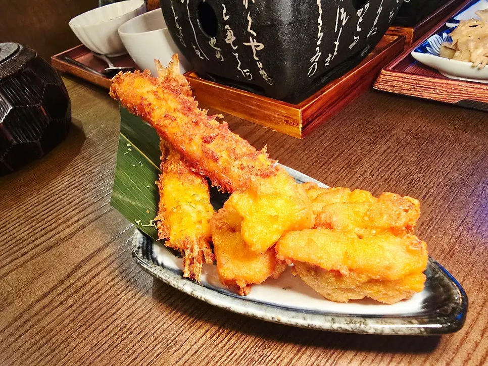 Karaage and fried shrimp sides