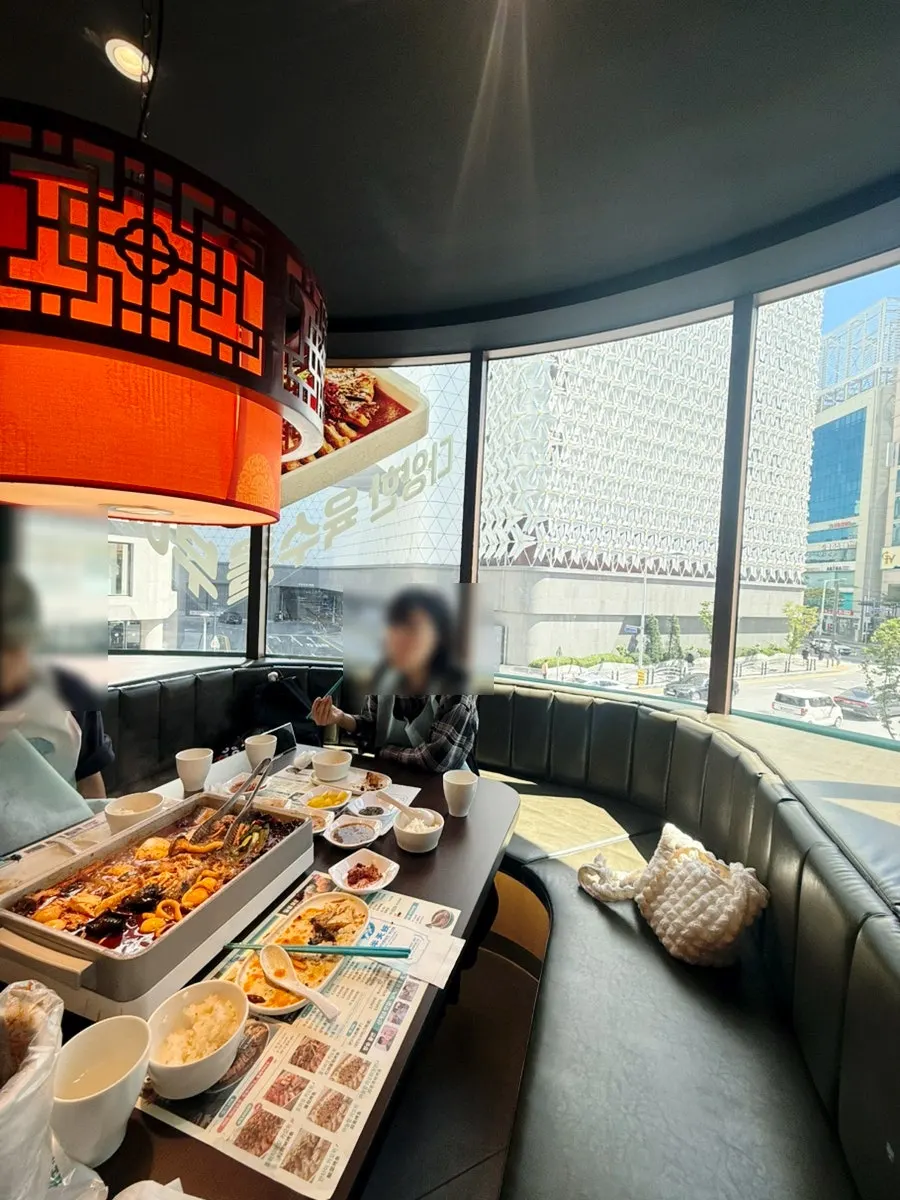 국물에 넣어 익힌 야채버섯 모둠사리