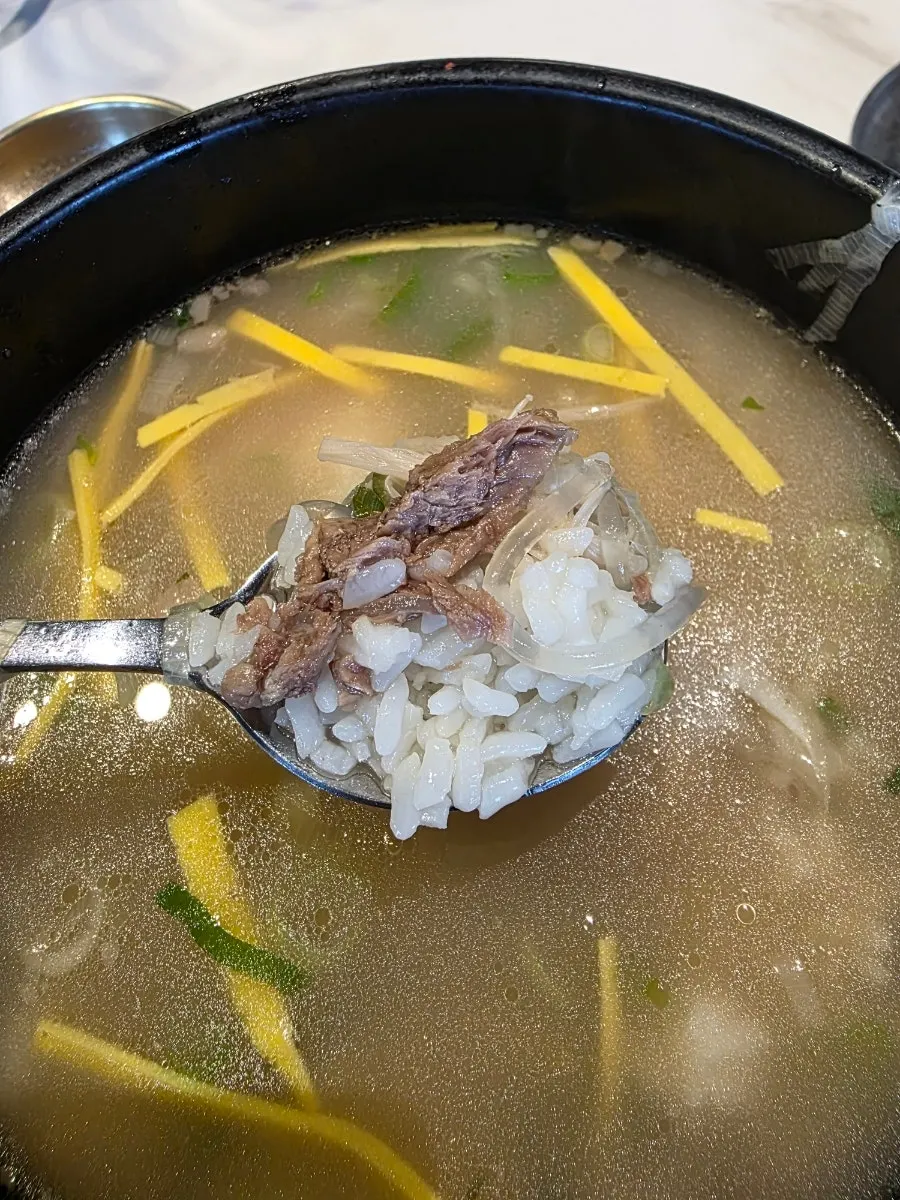 청류옥 점심 갈비탕 한 그릇