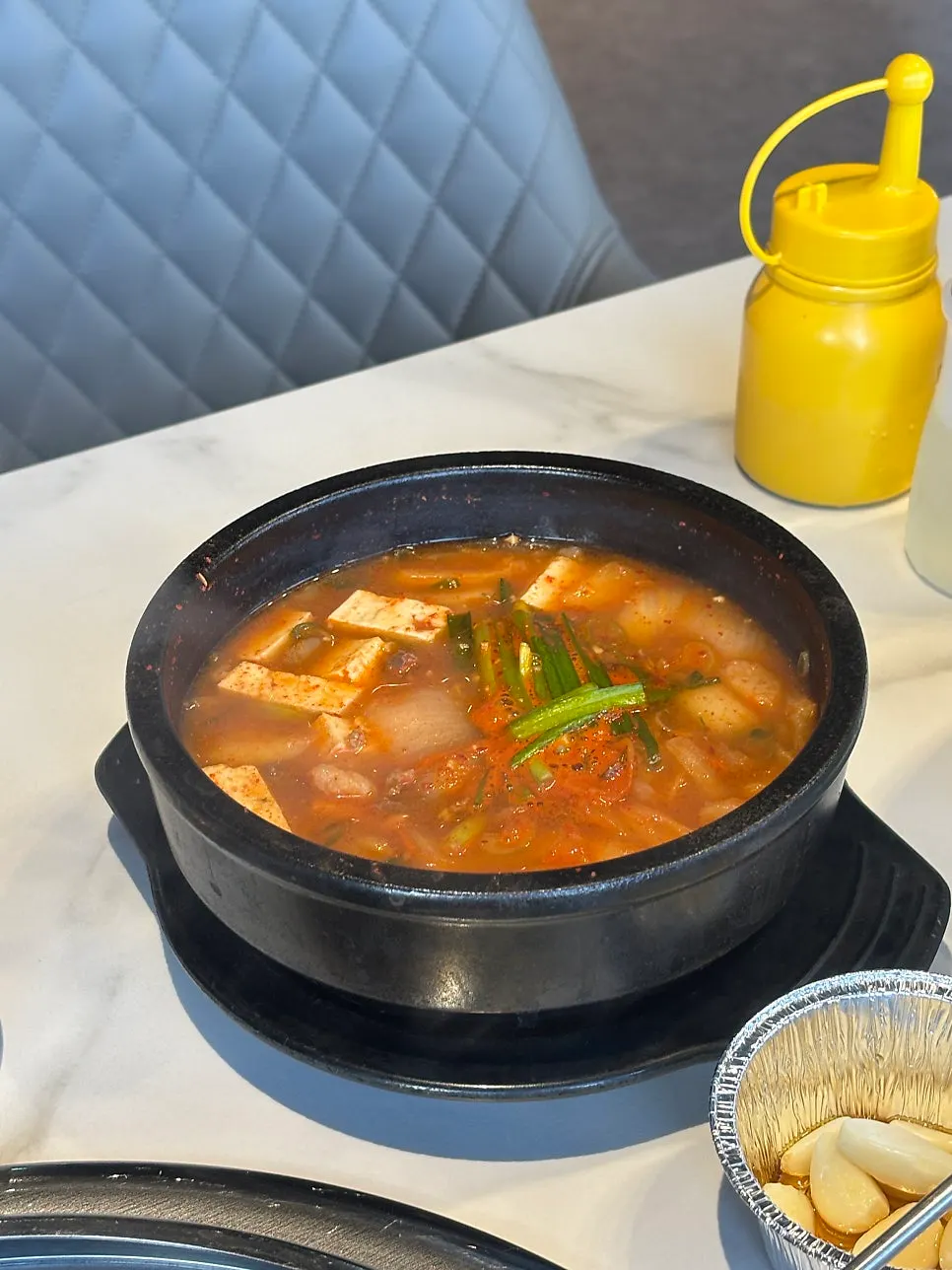 Lunch-set doenjang jjigae with beef brisket and a bowl of rice