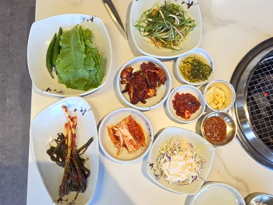 Basic components of the marinated beef short rib set