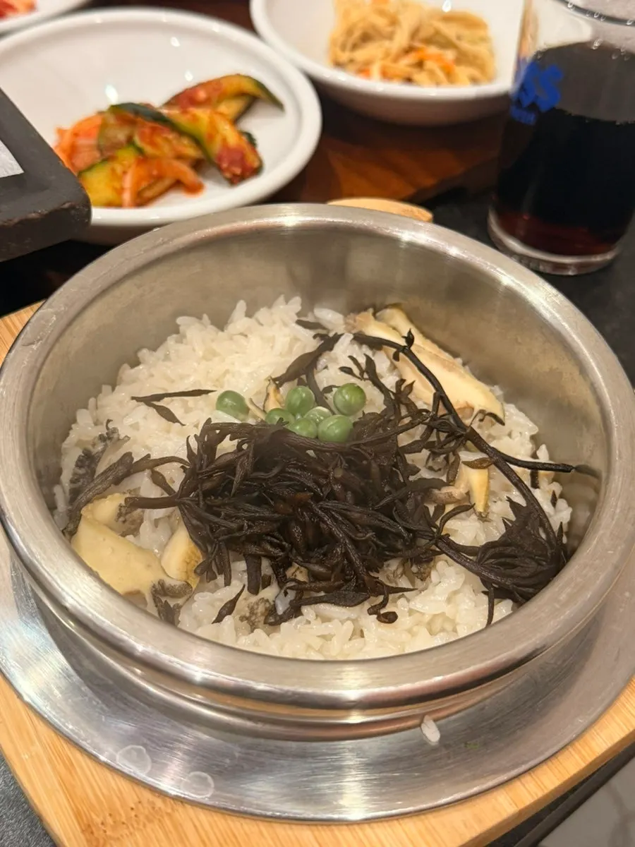 Braised mackerel with aged kimchi and fried items