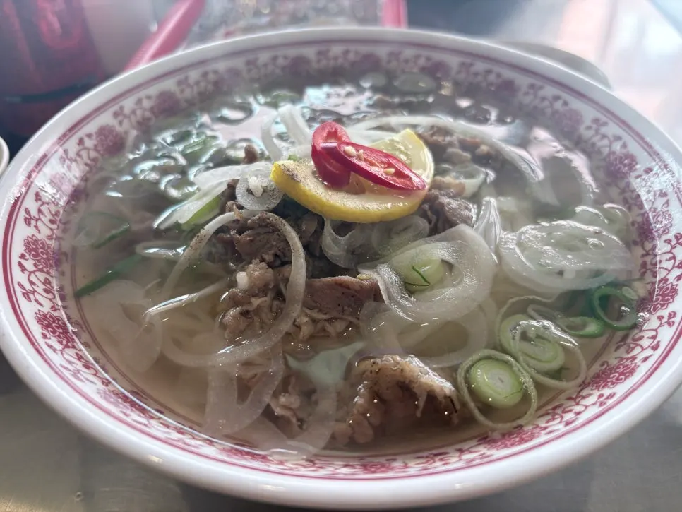Wrapping up a Vietnamese spring roll
