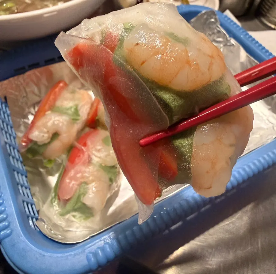 Fresh spring rolls served with spicy chili sauce