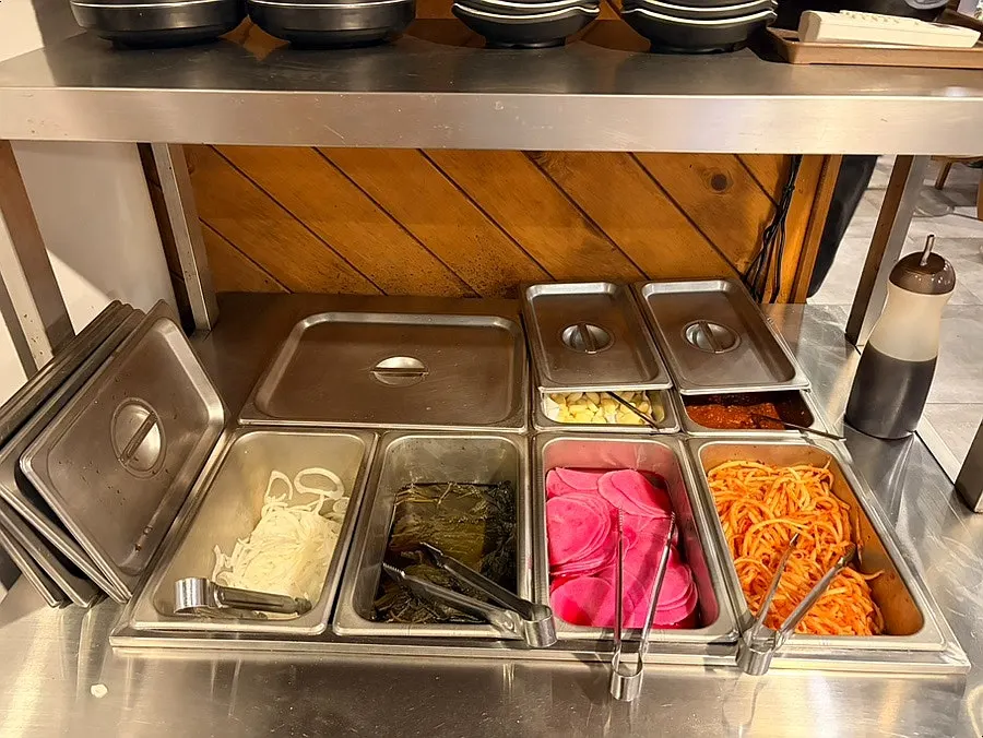 Basic side-dish spread at Dangsan Odol Bangi Branch