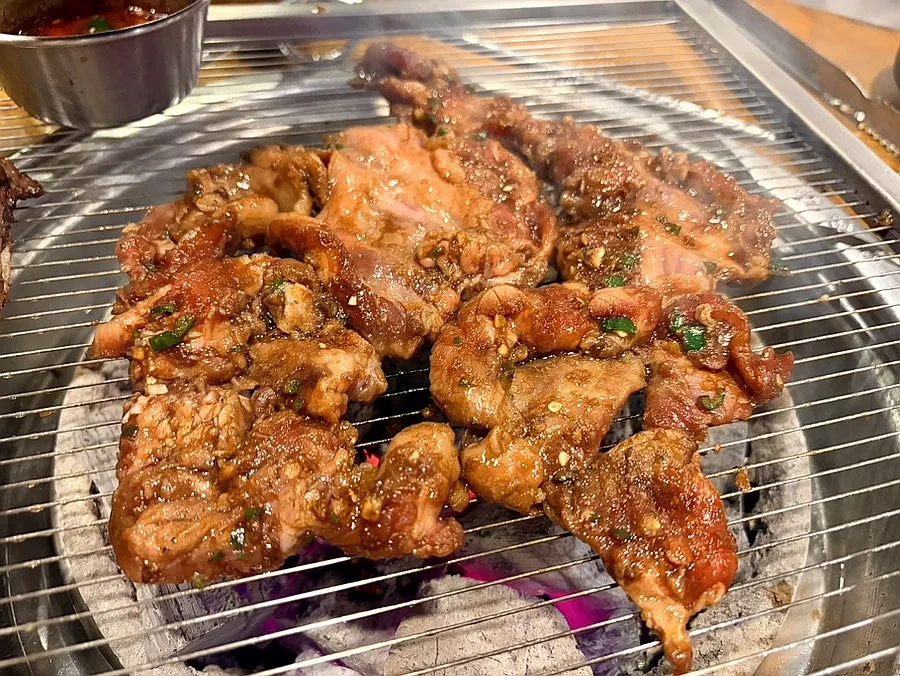 Dangsan Odol Bangi Branch Odol Galbi grilled over charcoal