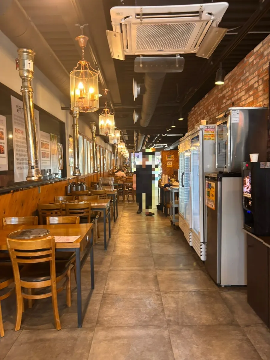 상차림이 준비된 당산오돌 방이점 예약석
