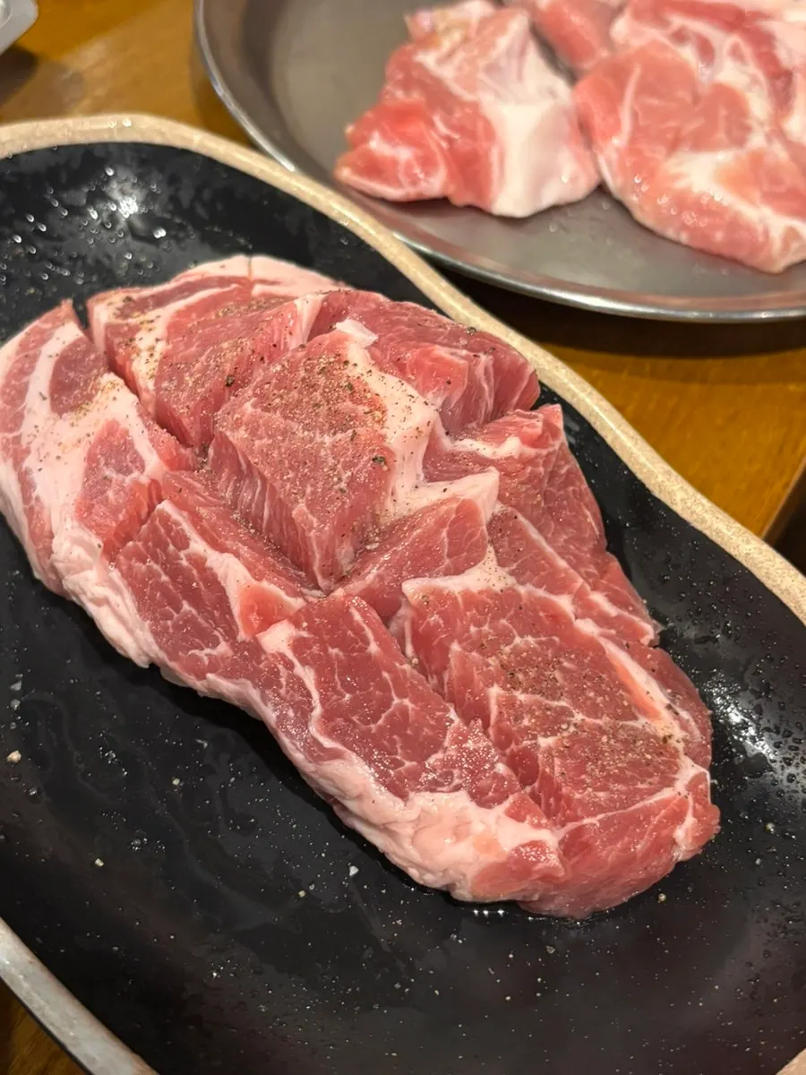 뒷목살 부위 꼬들살 클로즈업