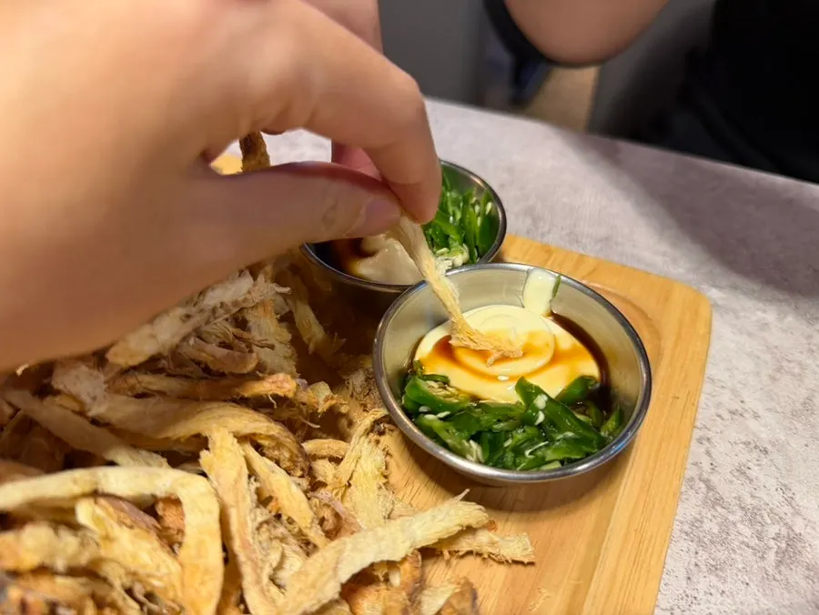 Dried pollack dipped in cheongyang chili mayo sauce