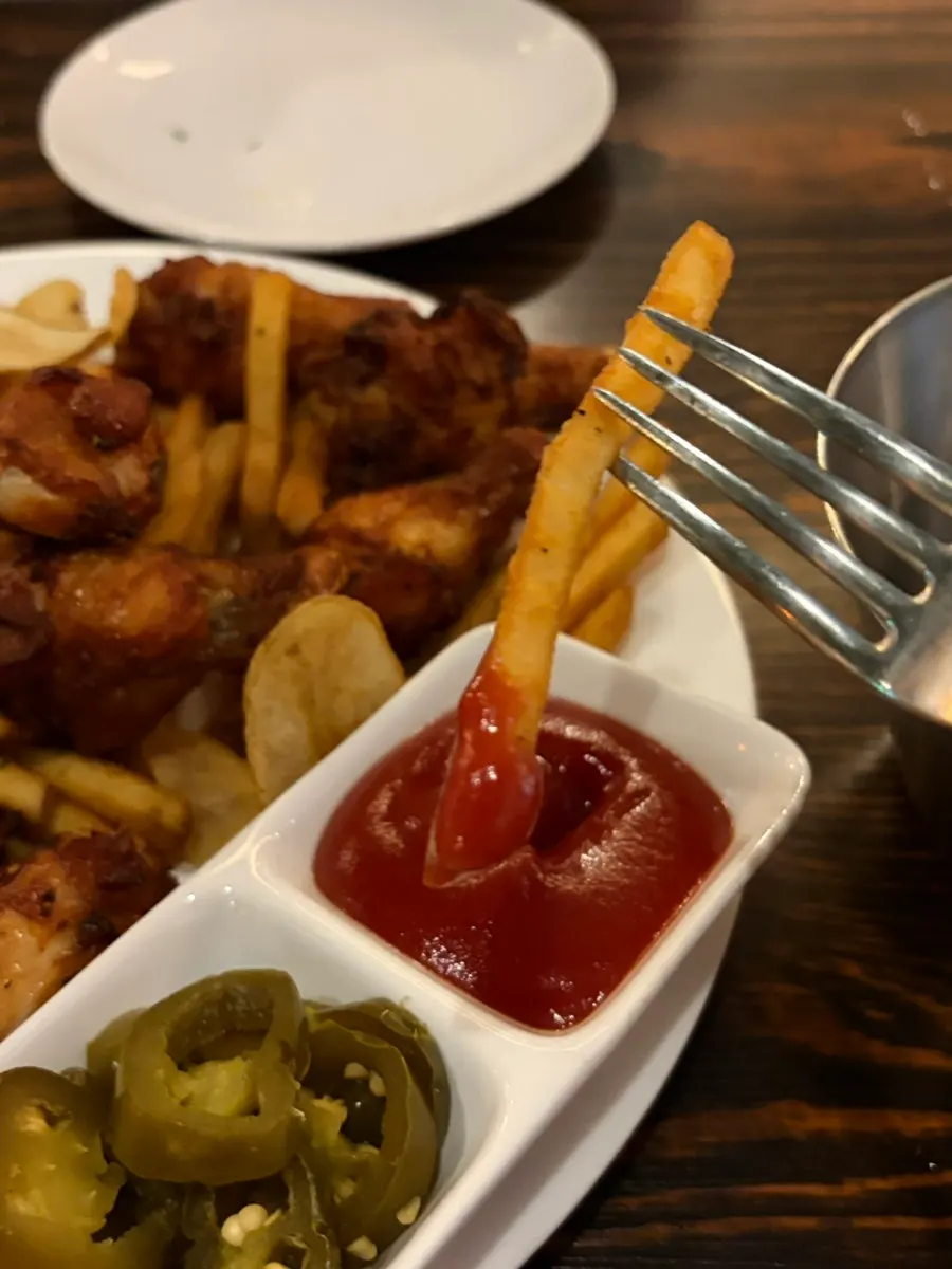버팔로봉과 맥주잔