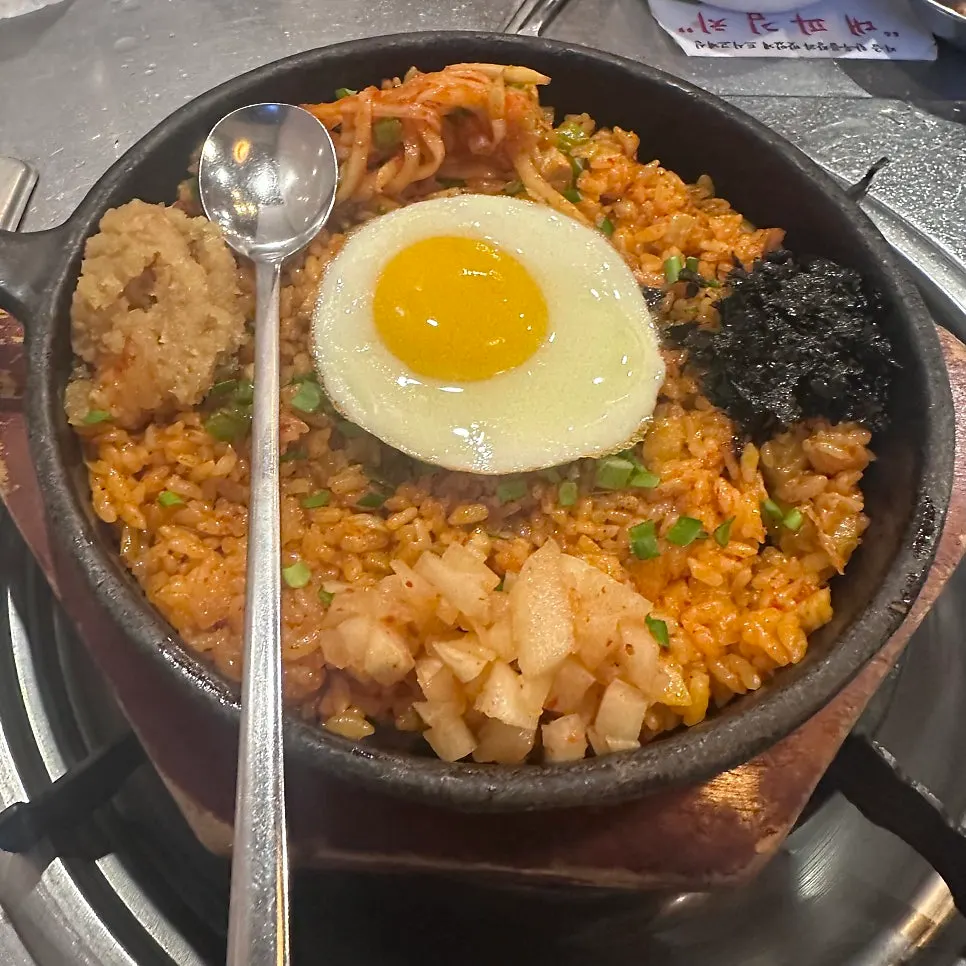 소스에 찍어 먹는 진성한우곱창 곱창구이