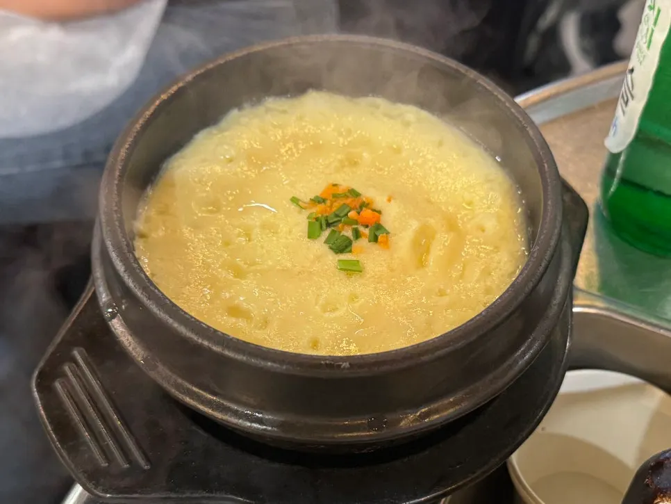 Small dish of minari-pickle garlic sauce (mijeolma)