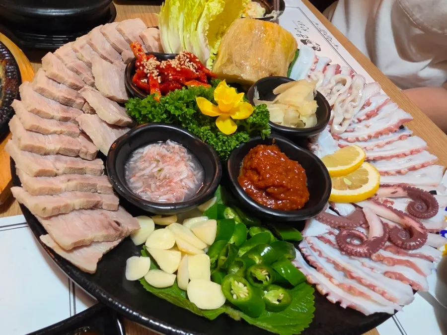 날치알주먹밥 한 그릇
