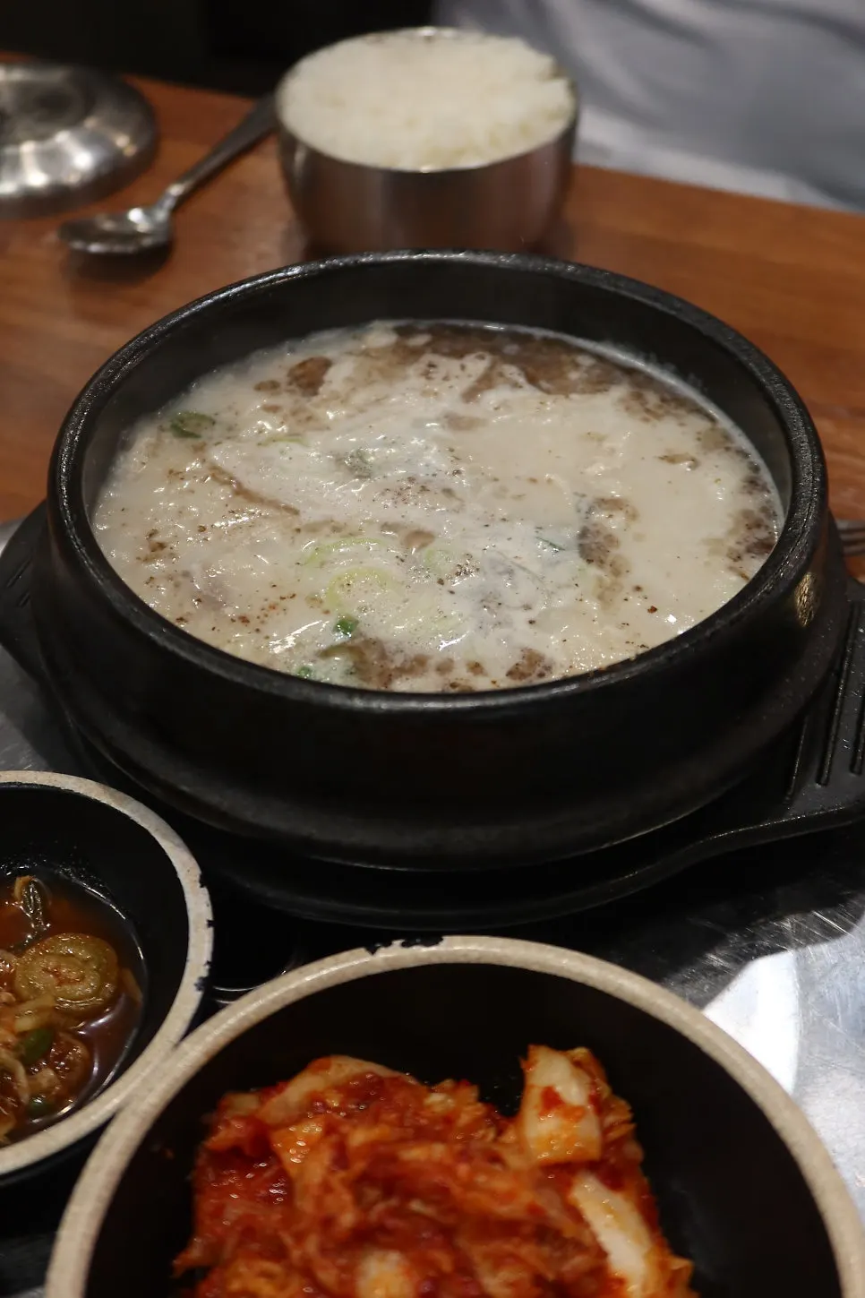 살코기 위주의 순대국밥 건더기